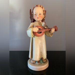 Hummel Festival Harmony Mandolin and Brown Bird 172